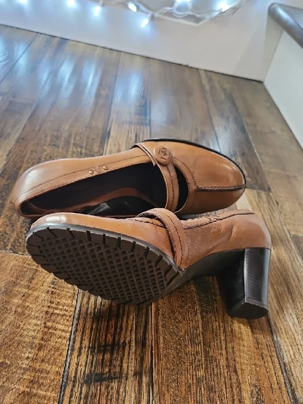 AEROSOLES Brown Leather Mary Jane Block Heel Pumps